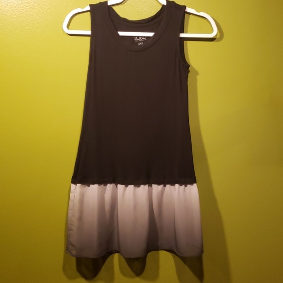 Lori Goldstein tank - Picture 1 of 5